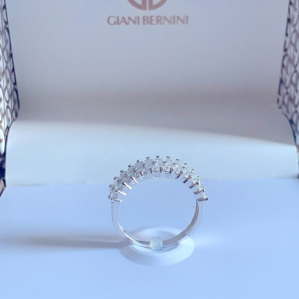 New’ Ring